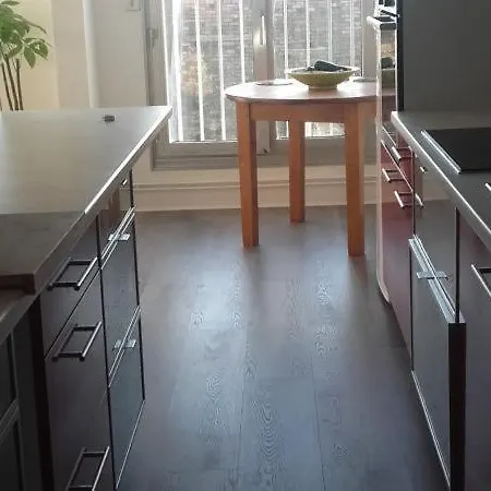 Cosy A Centre Rum i privatbostad